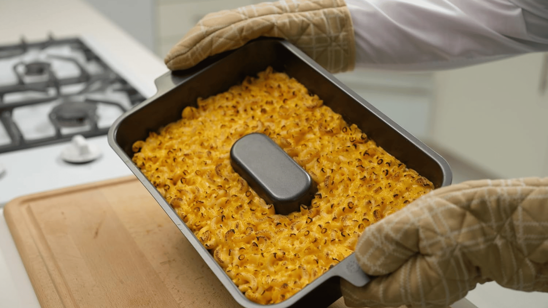 Evenly Done Baking Pan; Photo: Amazon