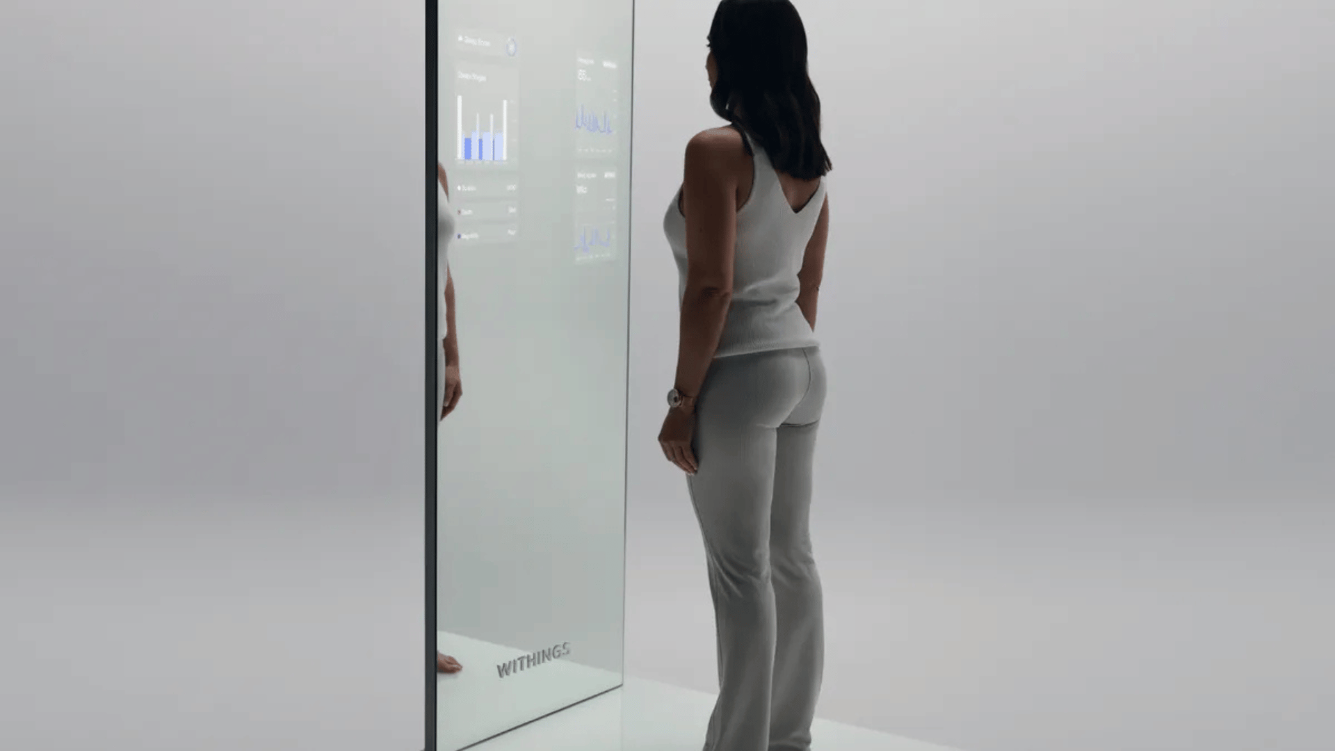 CES 2025: Omnia is the Smart Mirror Capable of a Full Body Health Assessment