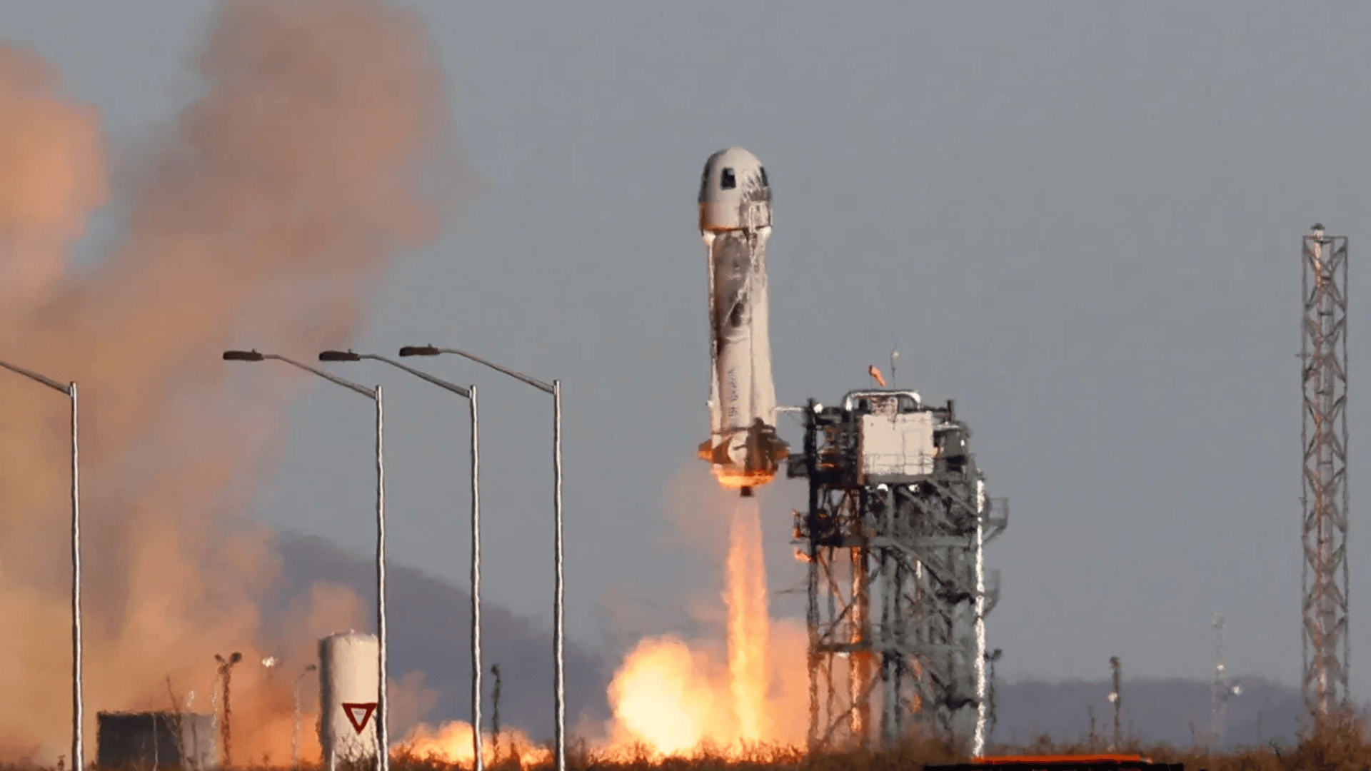 The Blue Origin New Shepard rocket; Photo: JOE SKIPPER, REUTERS