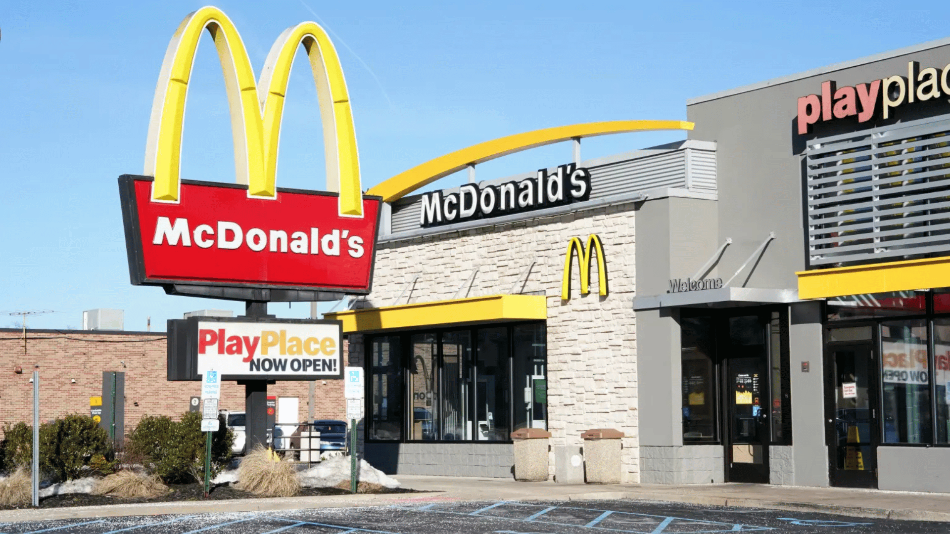 McDonald's is overhauling all 43,000 restaurants with an AI makeover. Christopher Sadowski